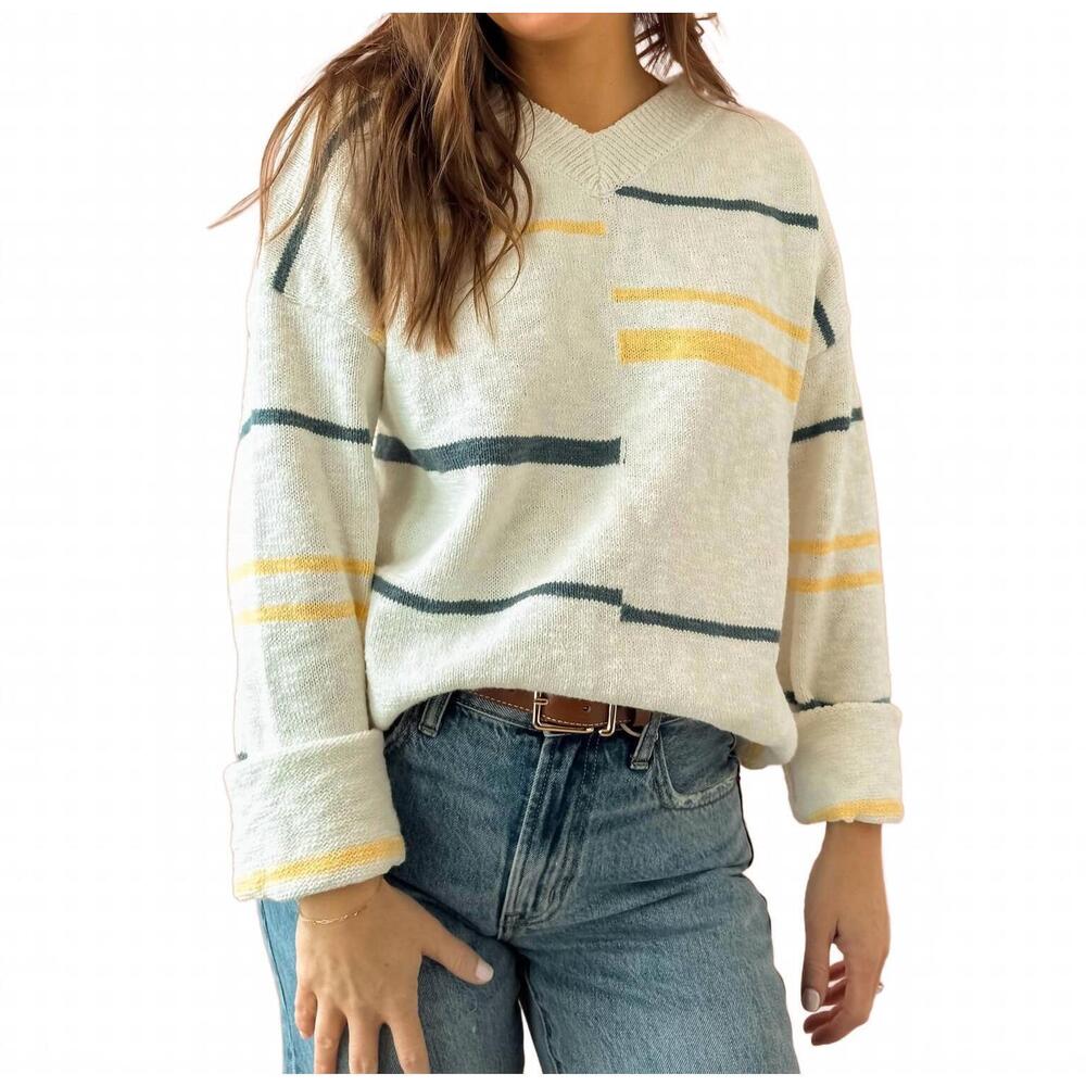 NEW SUNDAY EDITION peggy sweater top in beige